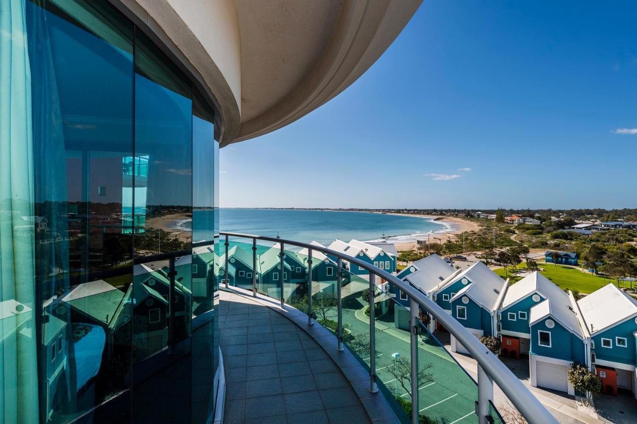 A 406 Fantastic Ocean Beach And Marina View Apt - Mandurah Kültér fotó