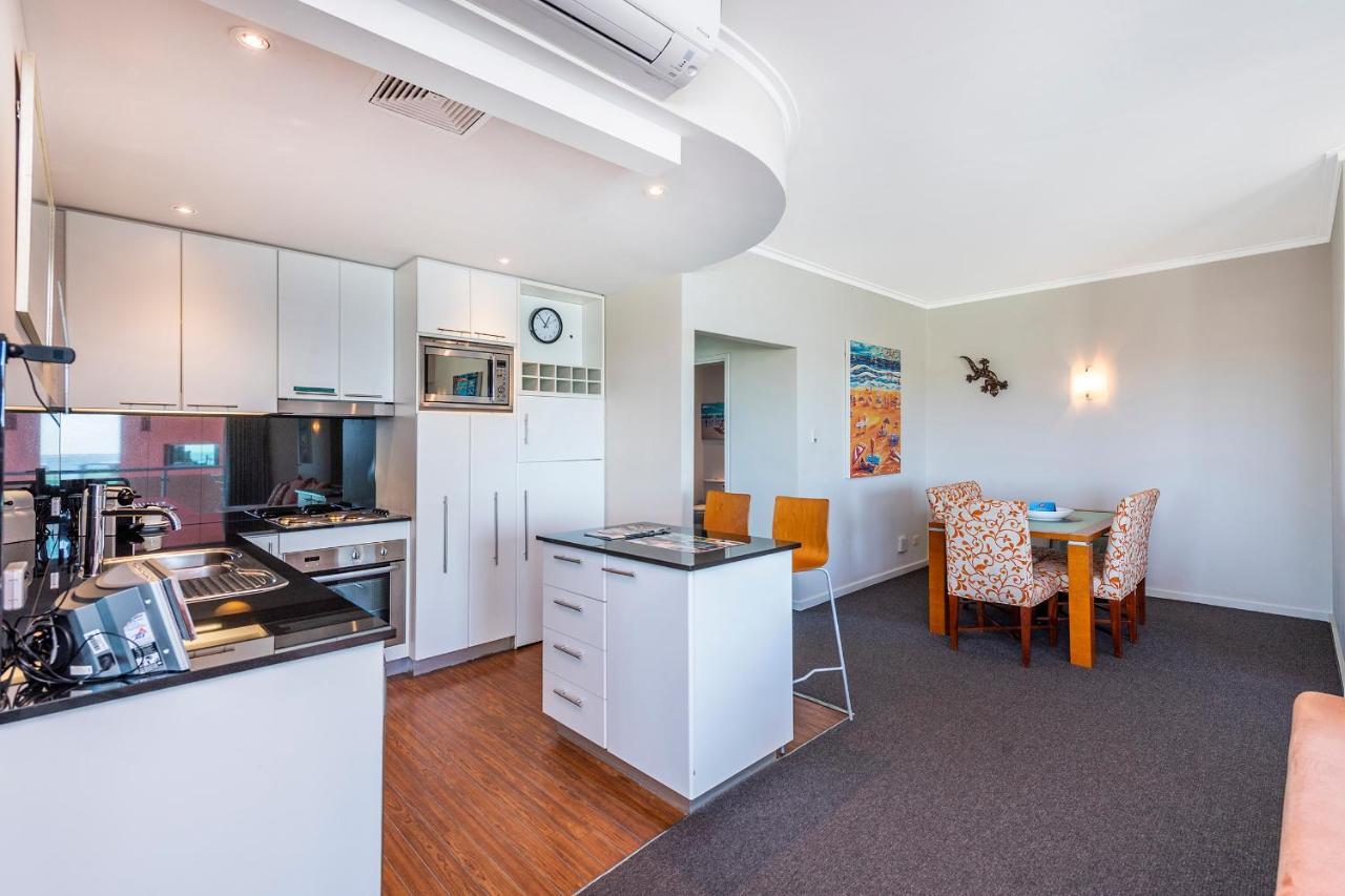 A 406 Fantastic Ocean Beach And Marina View Apt - Mandurah Kültér fotó